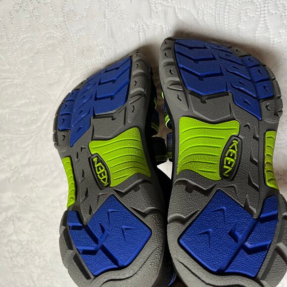 NEW Keen Newport H2 Sandals Kids Size 7 - Picture 6 of 8